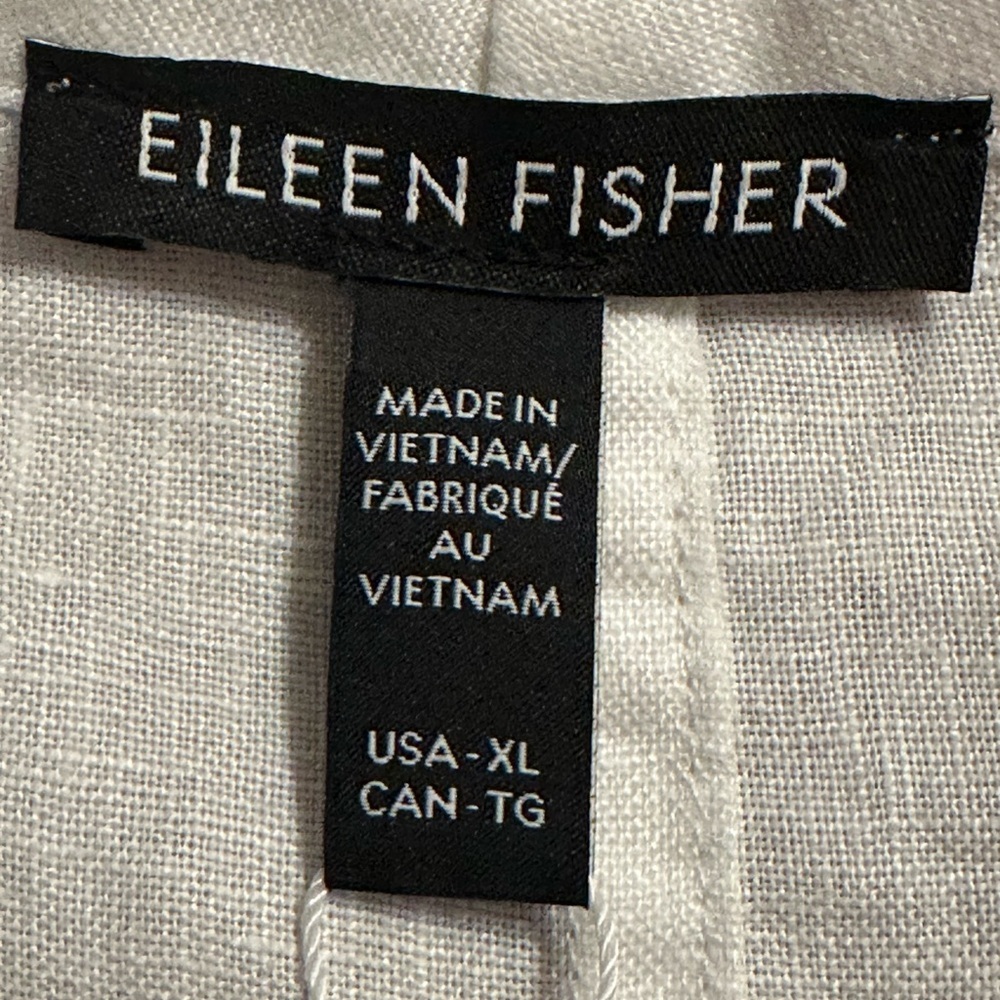 Eileen Fisher High Collar Organic Linen Jacket
NWT in White - Picture 9 of 13